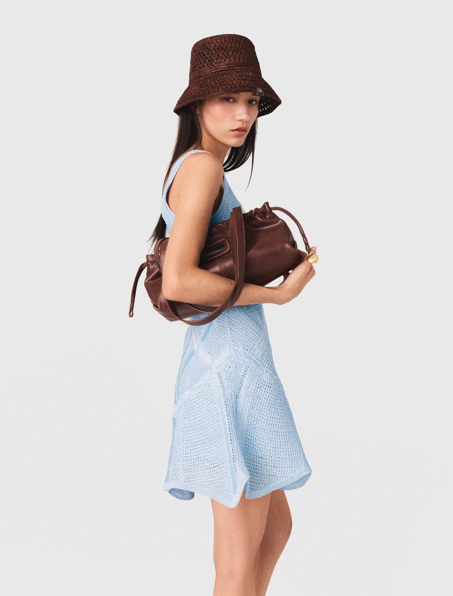 Robe courte en crochet