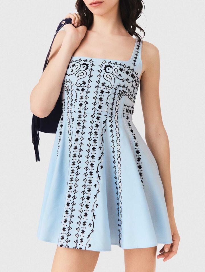 Robe courte brod&eacute;e en lin m&eacute;lang&eacute;