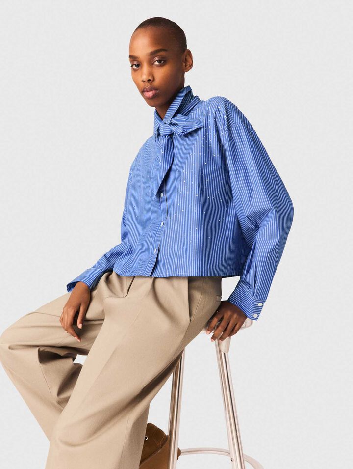 Chemise avec mouchoir amovible