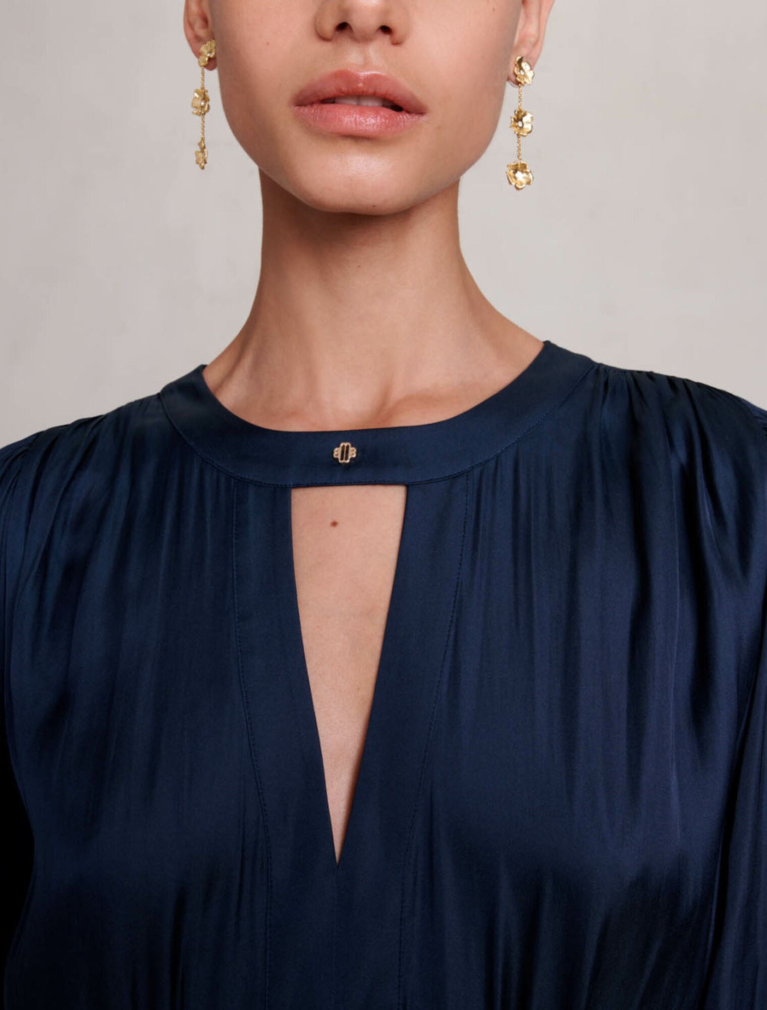 Robe courte satinée