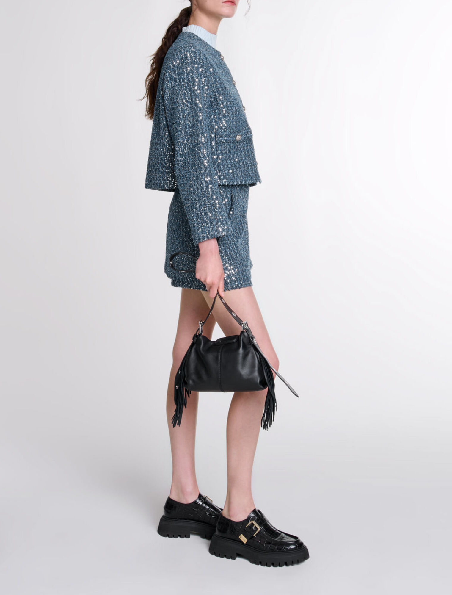 Veste en tweed orn&eacute;e de sequins