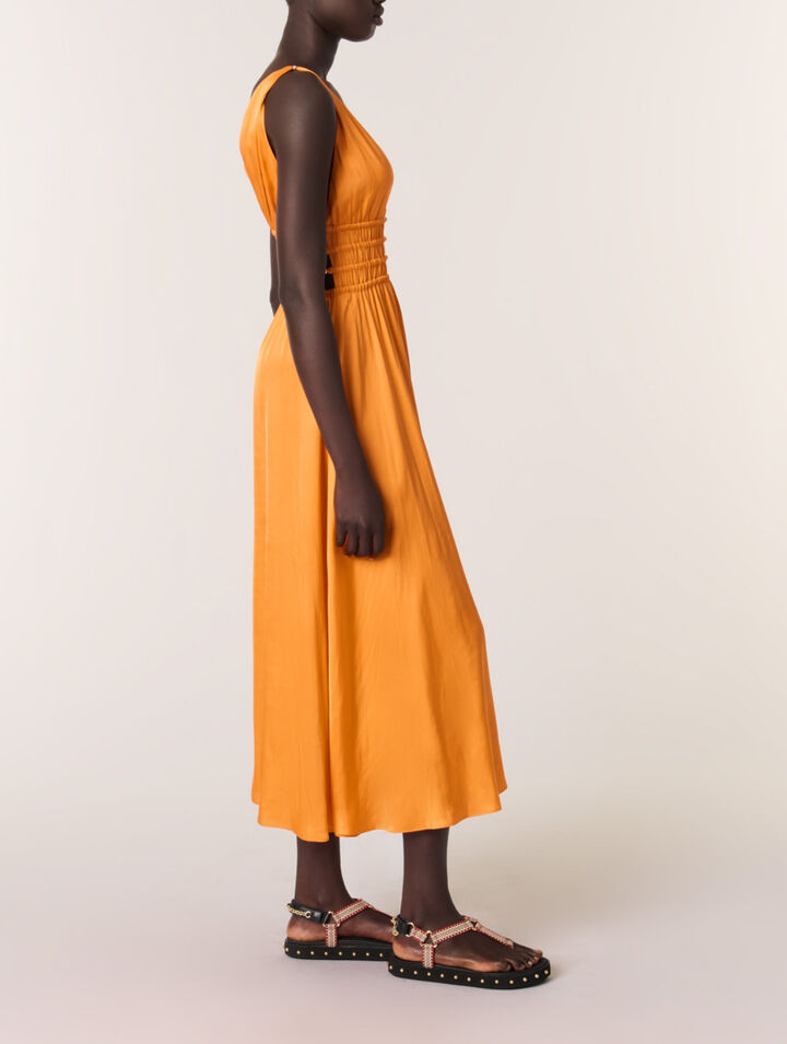 Robe longue satin&eacute;e