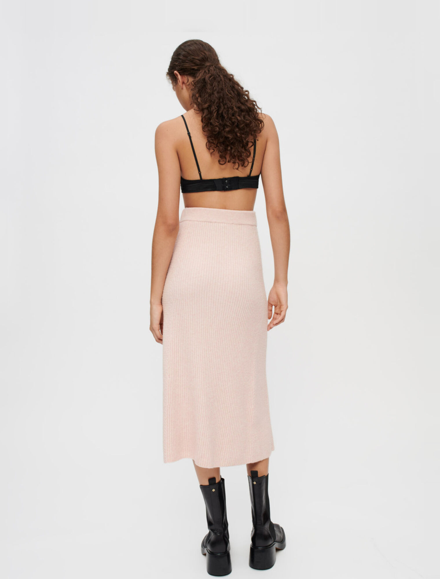 Jupe midi en maille stretch à côtes