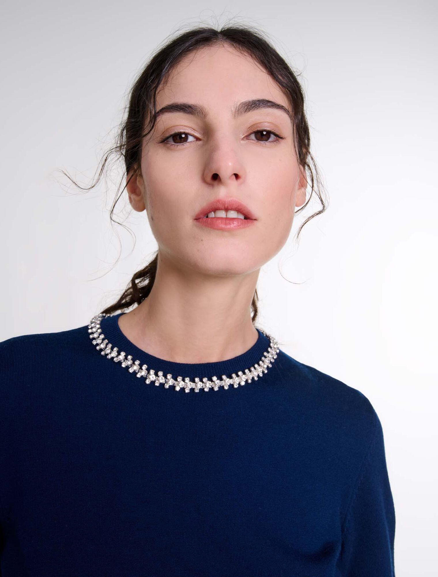 Pull court en maille avec strass
