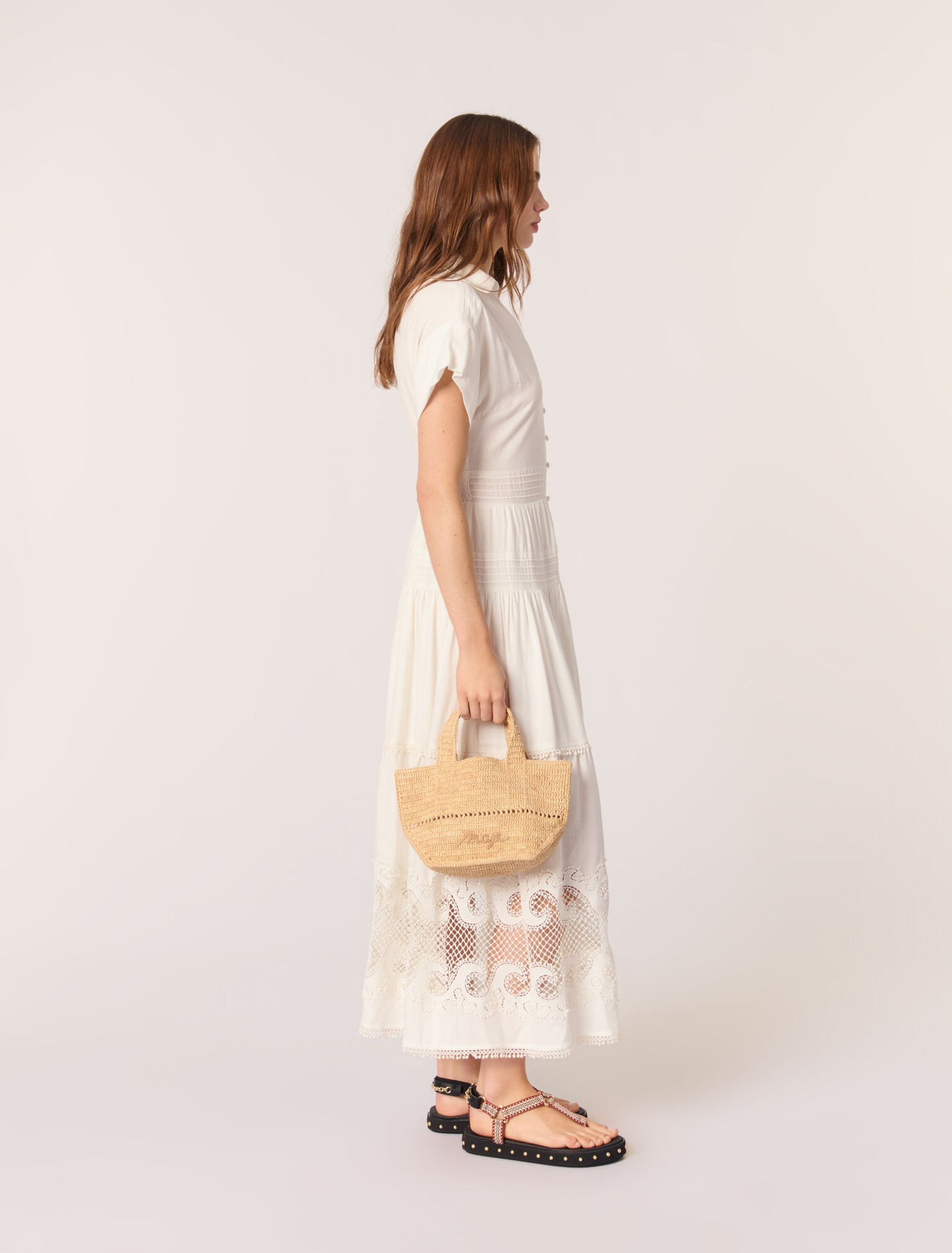 Robe longue brodée à volants