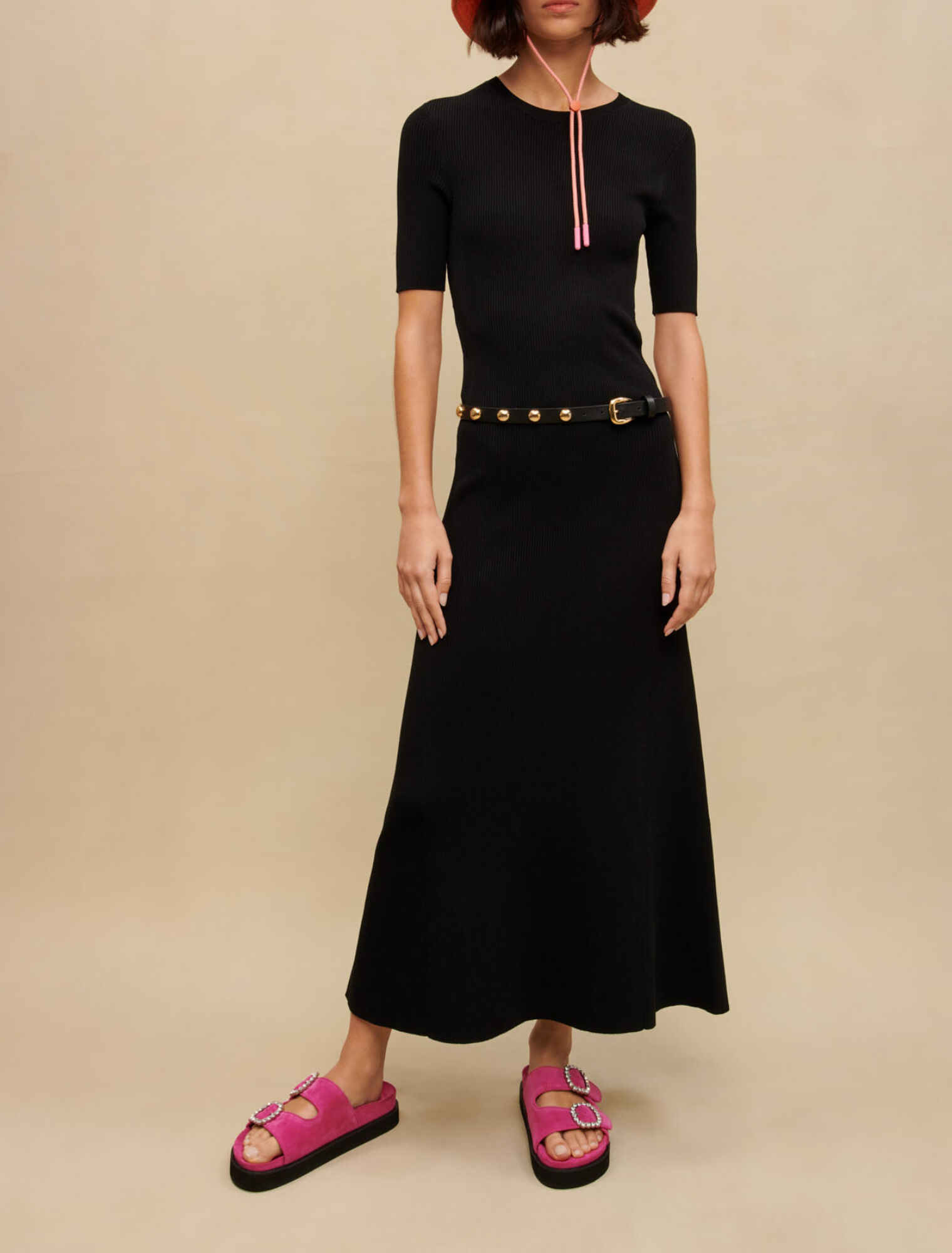 Robe longue ajourée noire