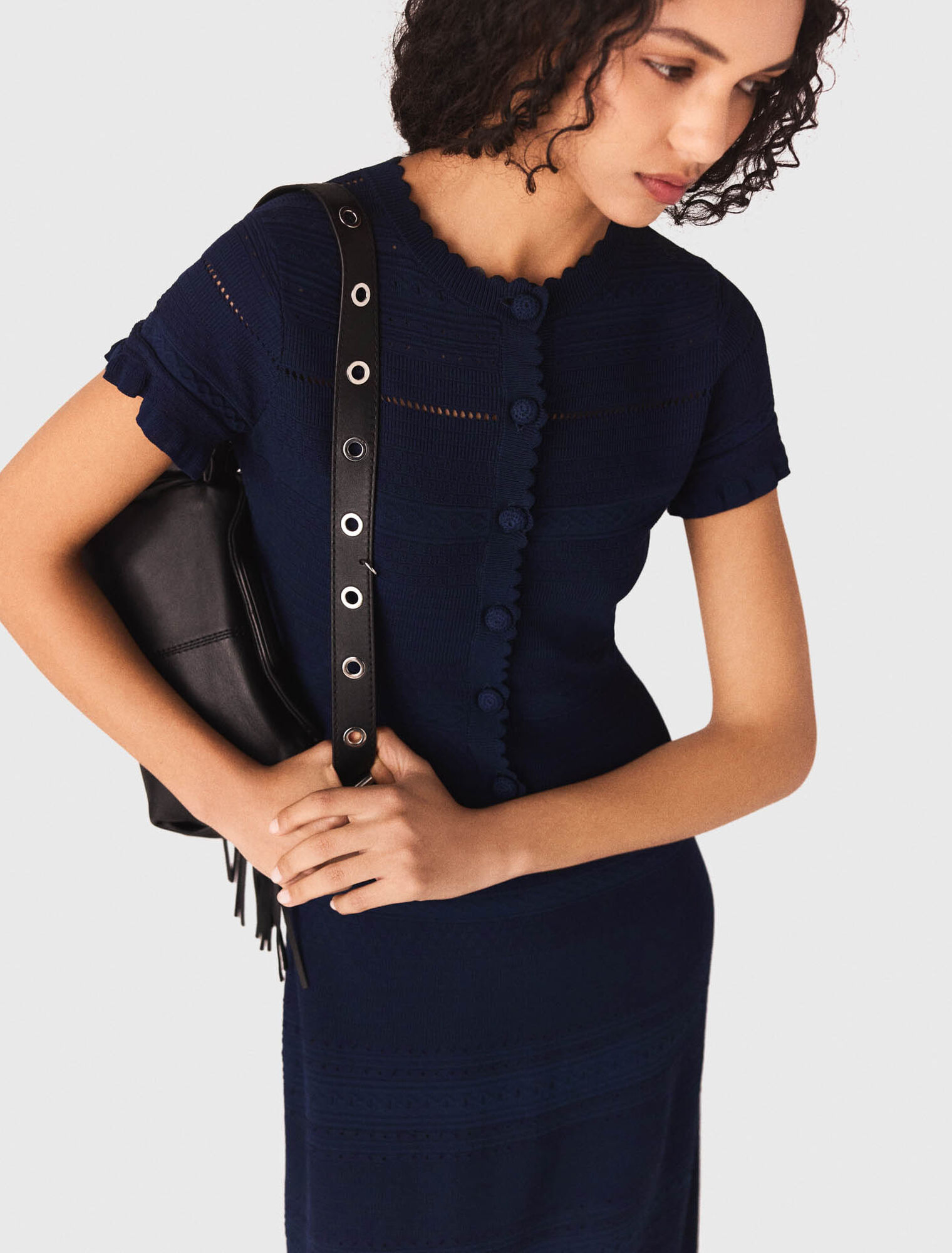 Robe longue en maille avec volants