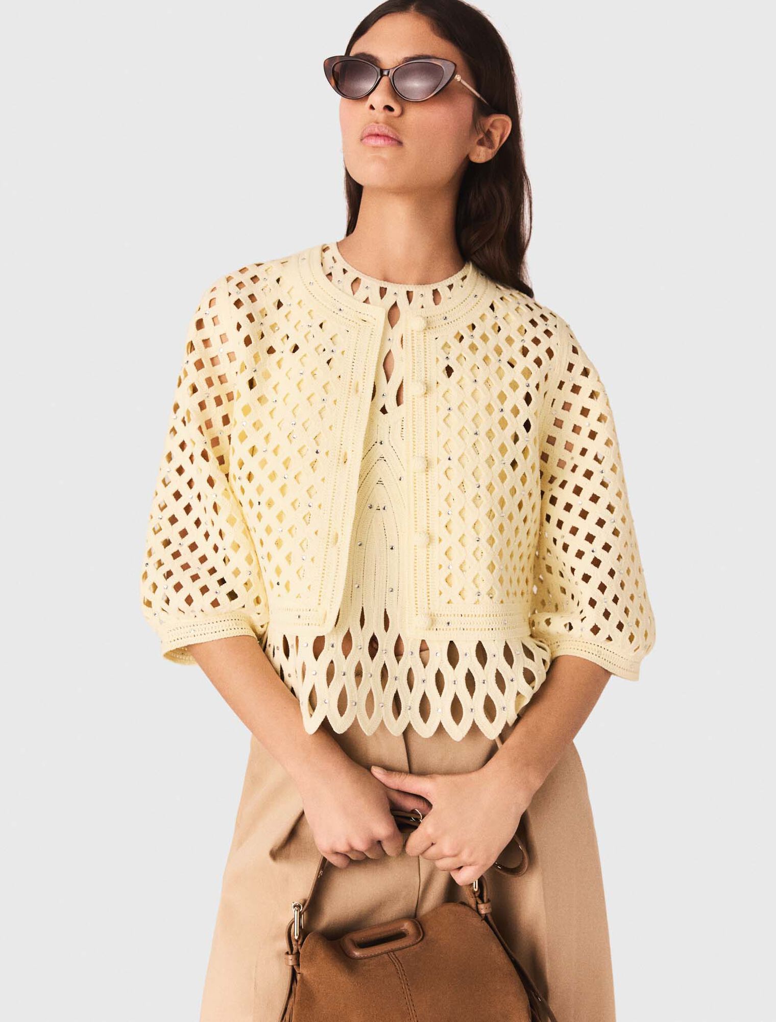 Cardigan en crochet strass&eacute;