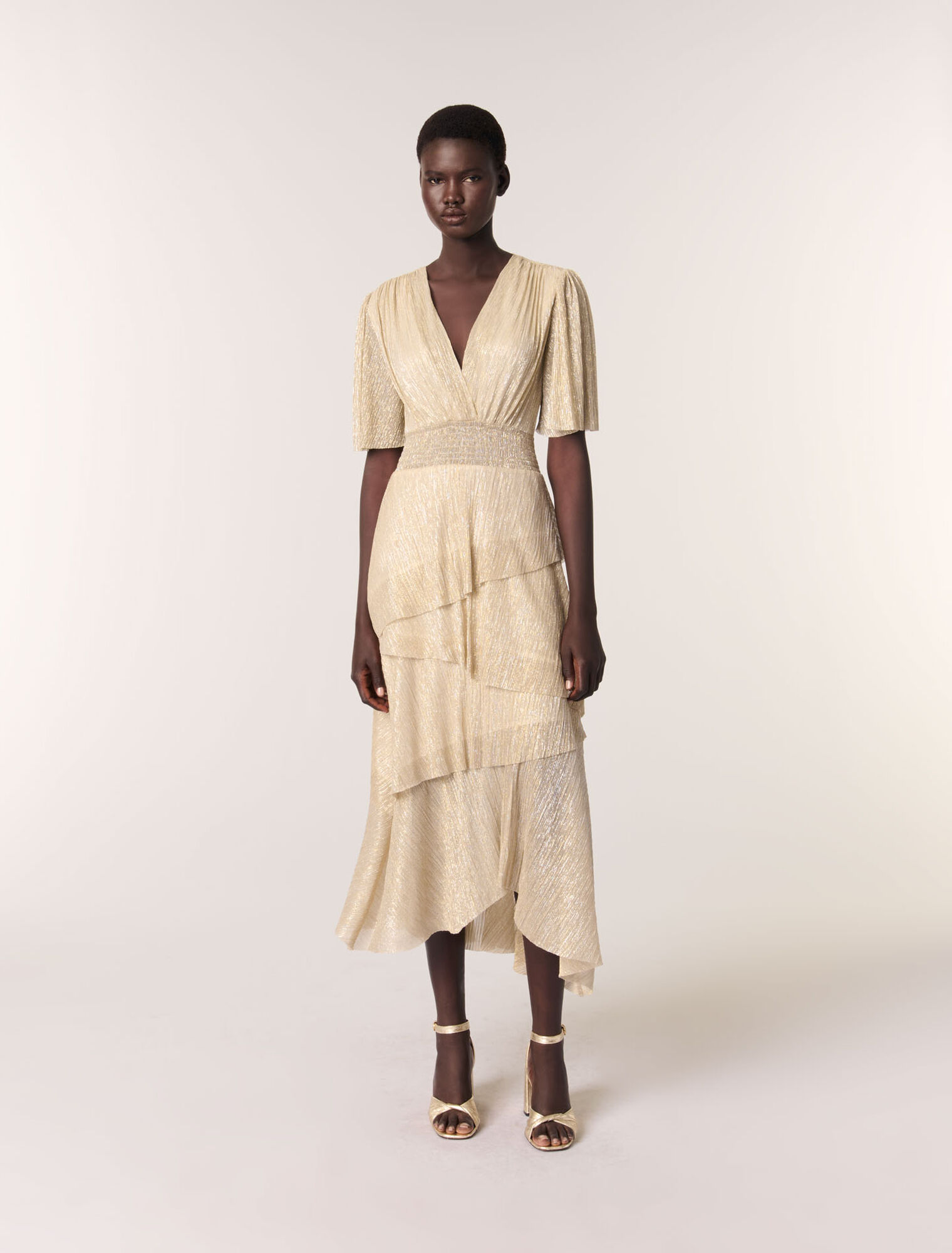 Robe à volants métallisée
