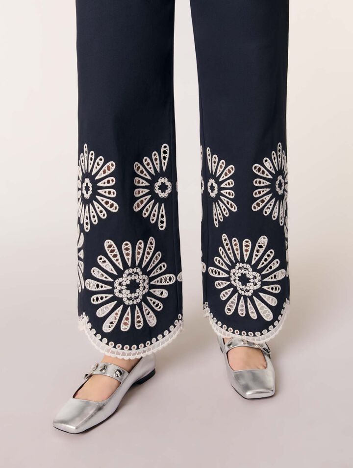 Pantalon avec détails crochet