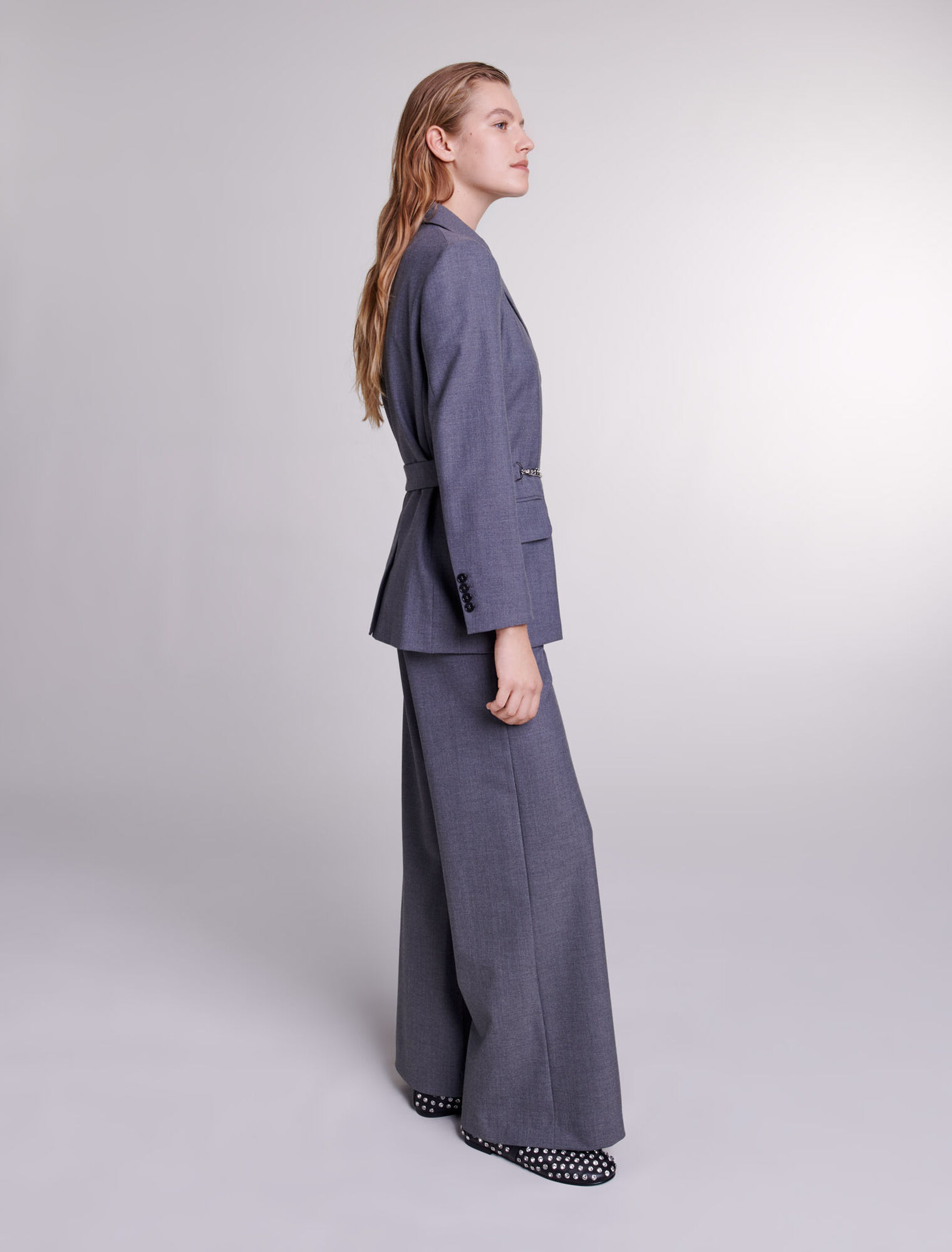Veste de tailleur à ceinture chaîne