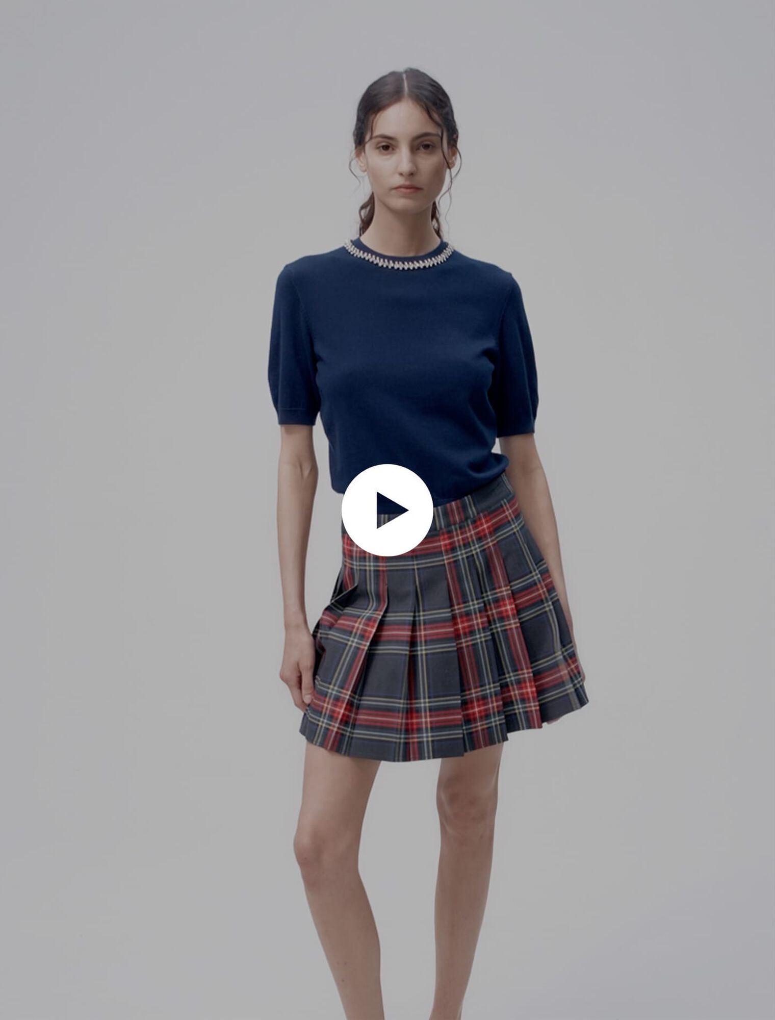 Pull court en maille avec strass