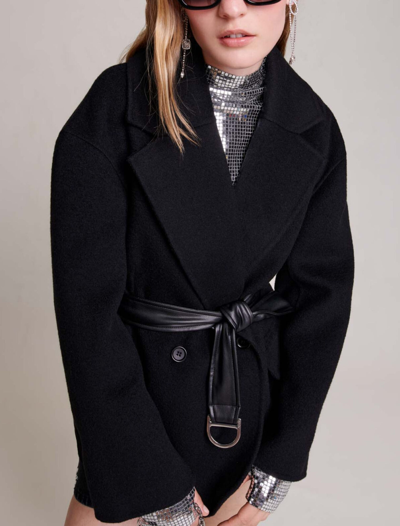 Manteau court noué