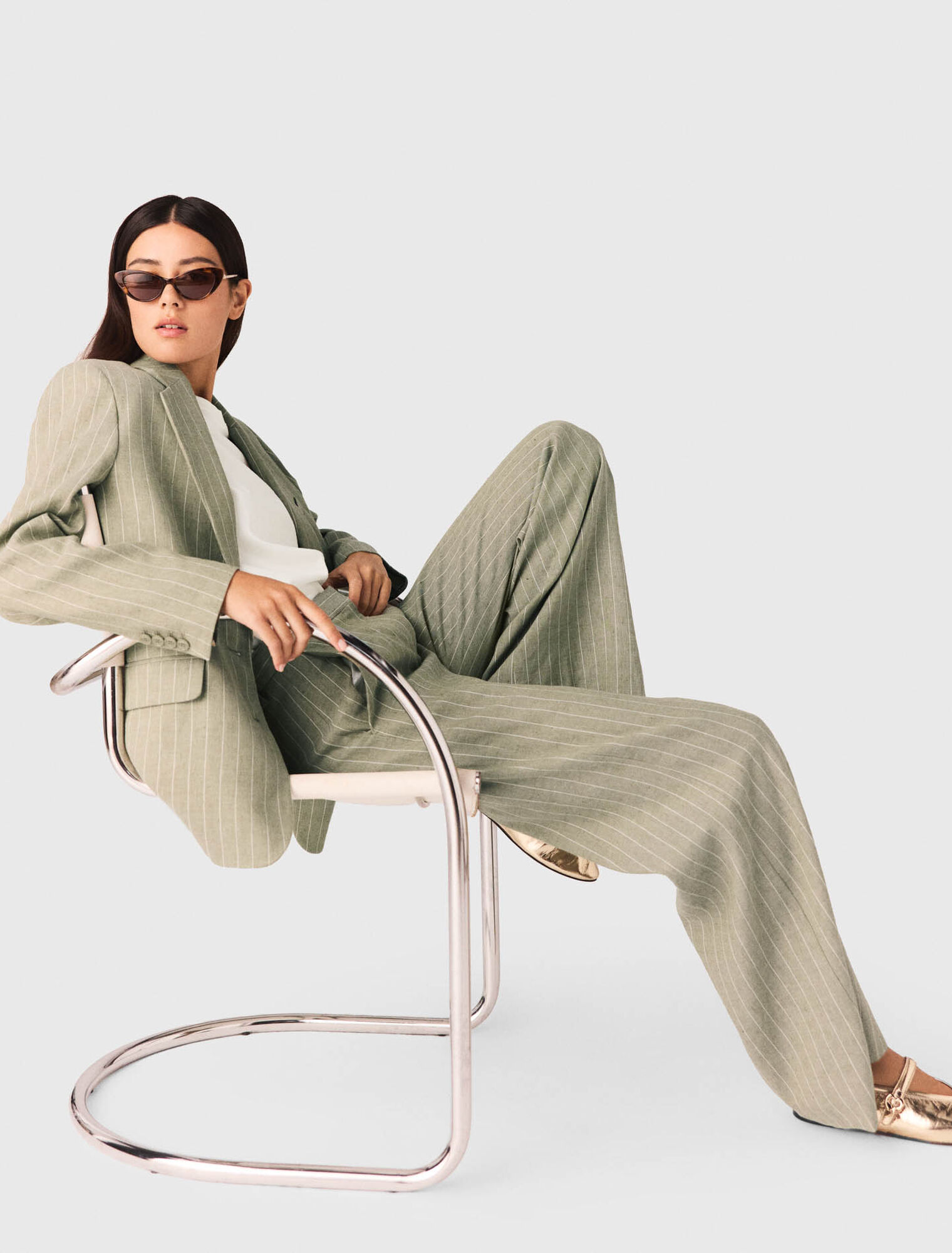 Pantalon tailleur en lin m&eacute;lang&eacute;