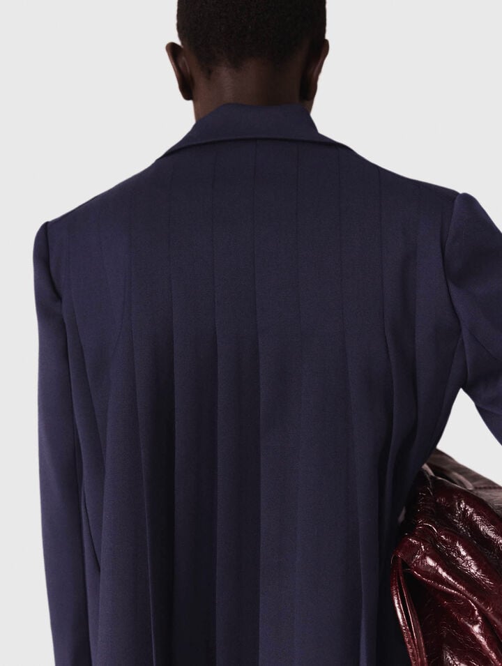 Veste tailleur avec dos plissé