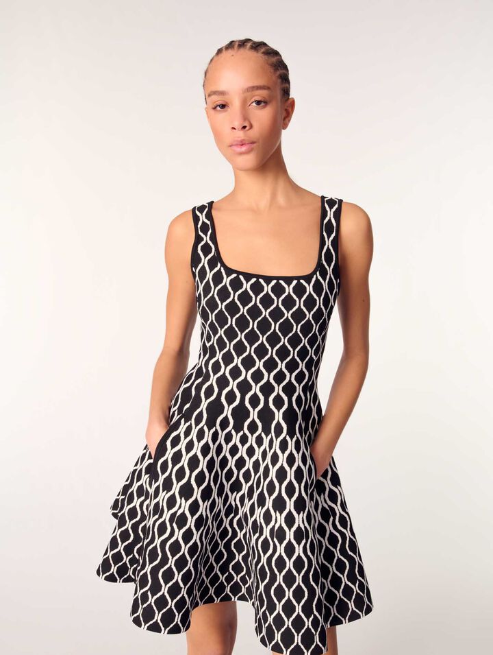 Robe courte en maille à motif