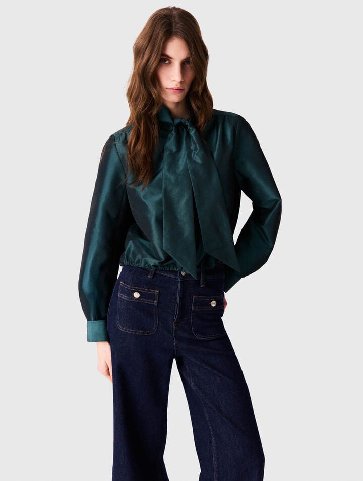 Chemise en satin avec lavalli&egrave;re
