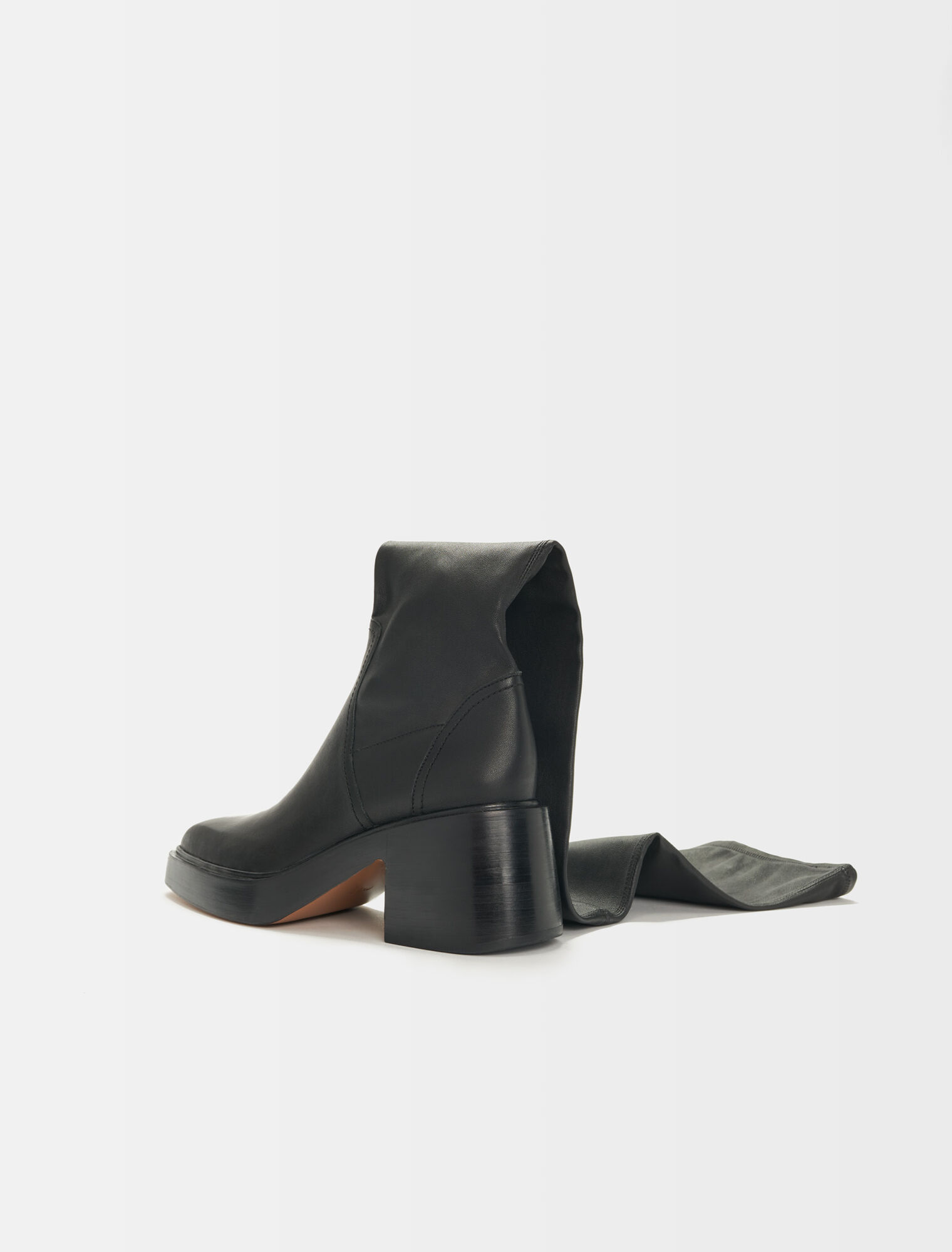 Cuissardes à talons en cuir noir