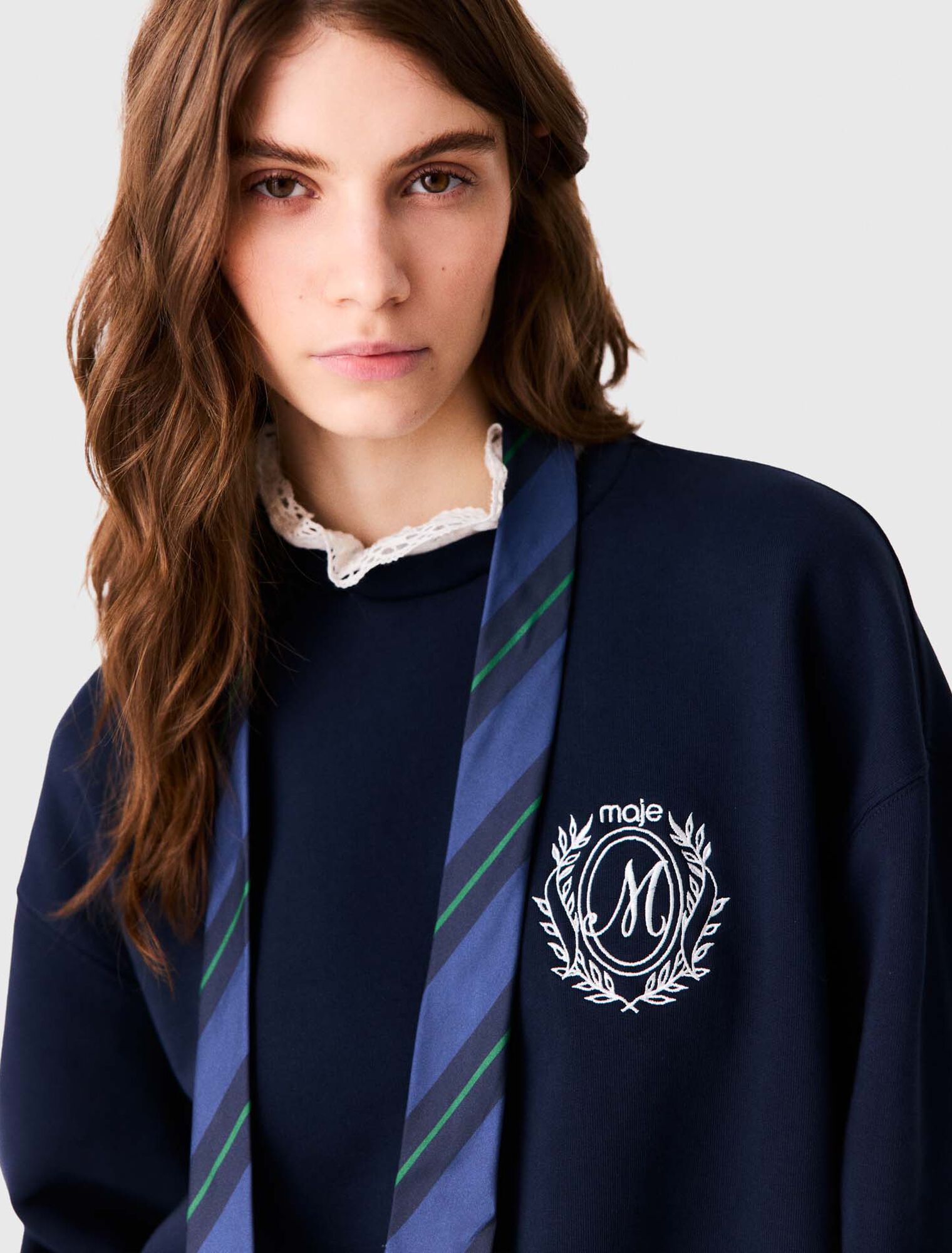 Sweatshirt avec d&eacute;tails en popeline
