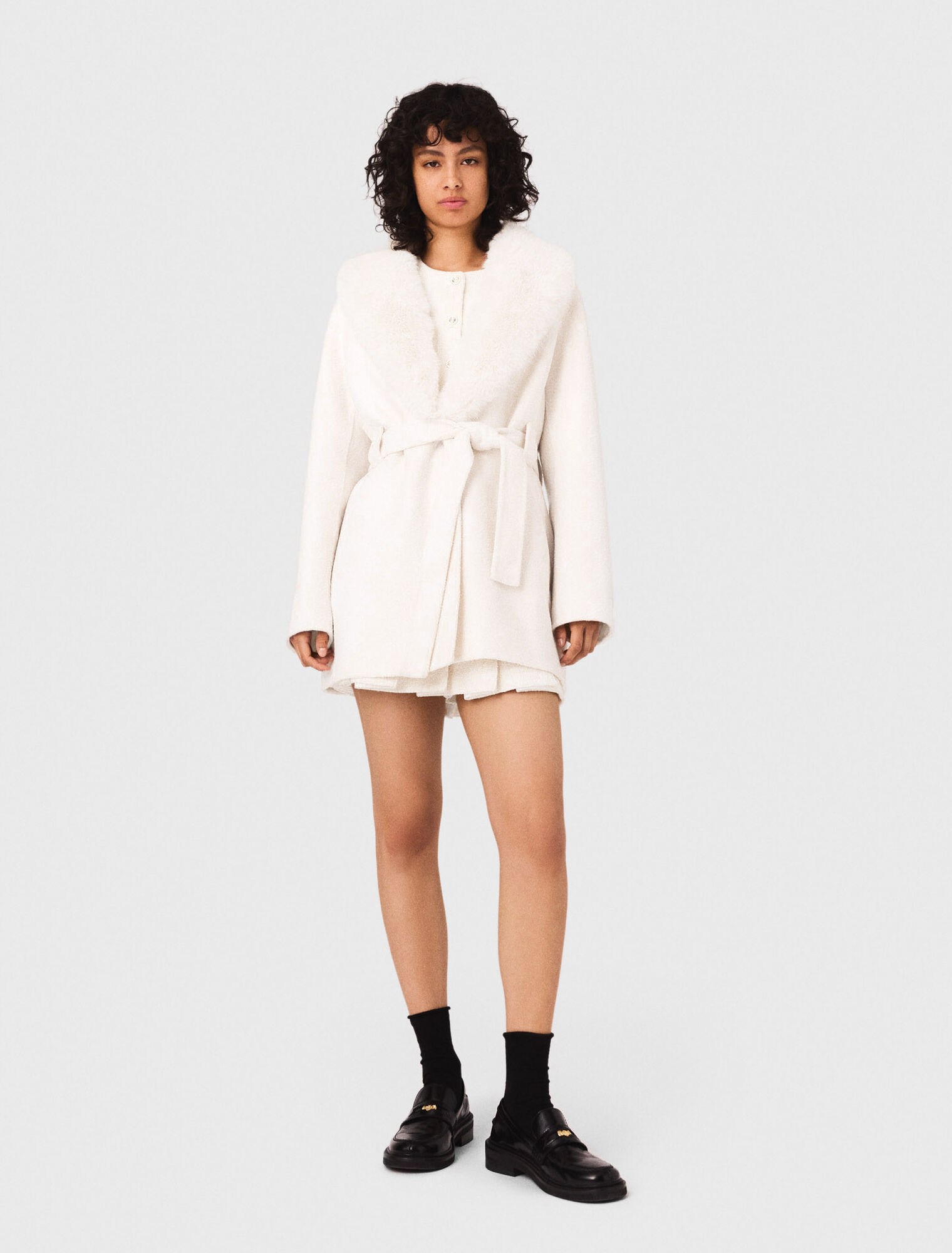 Manteau long en fausse fourrure