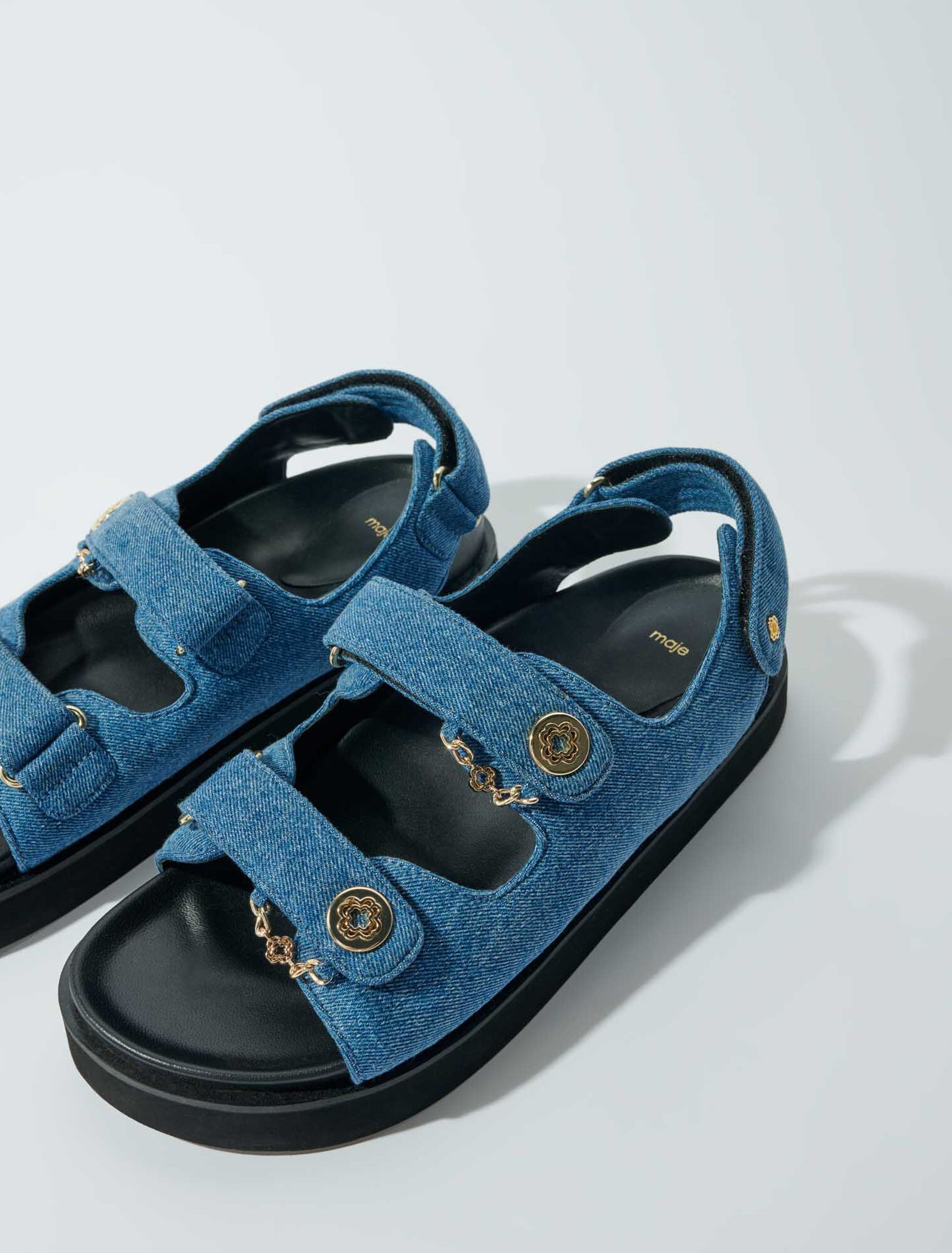 Sandales plates en denim