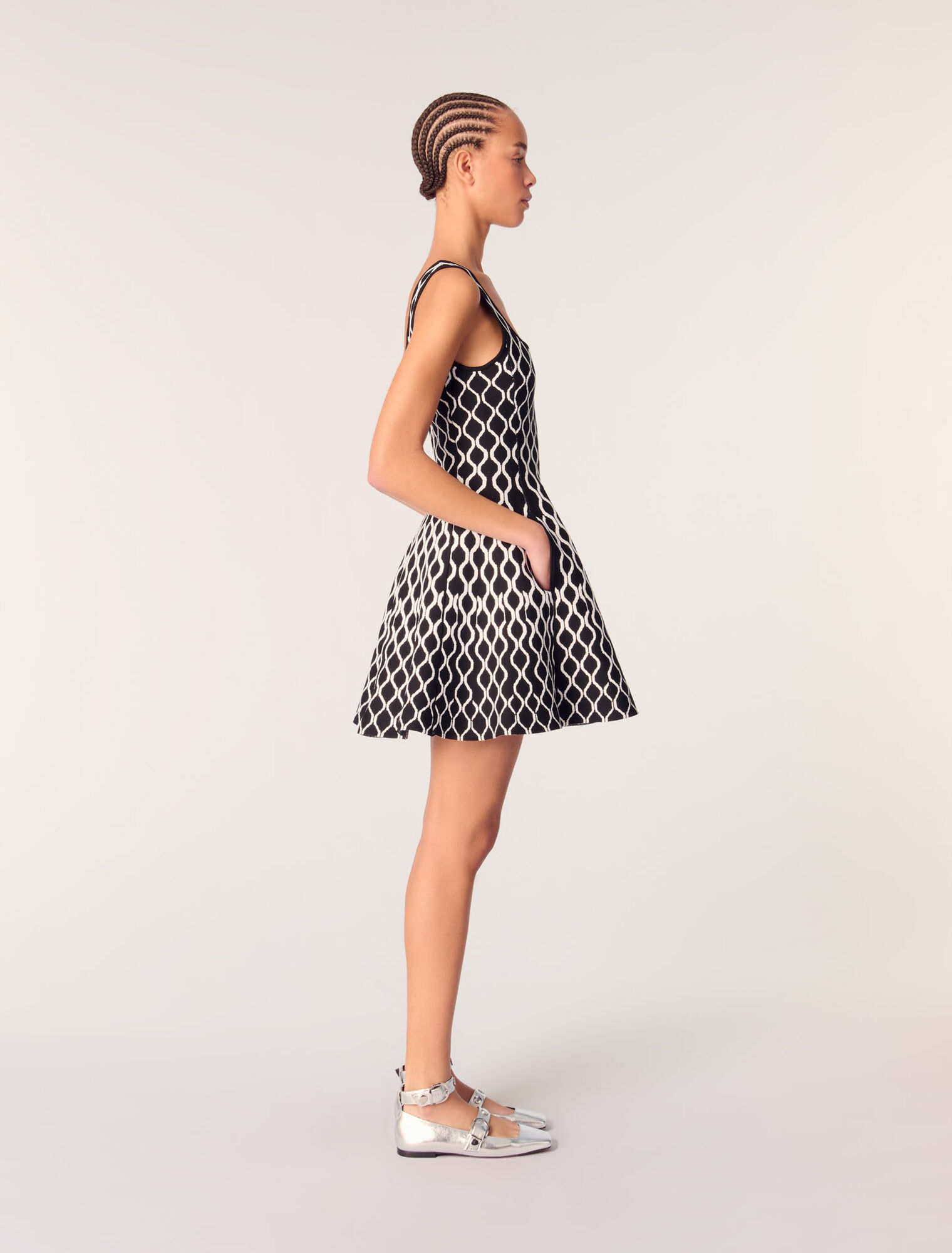 Robe courte en maille à motif