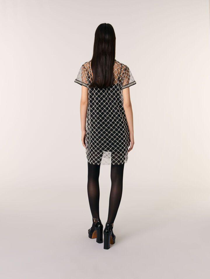 Robe courte en tulle brodé