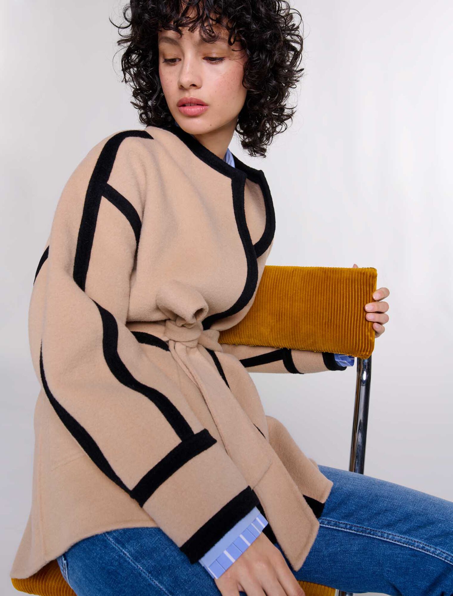 Manteau court bicolore