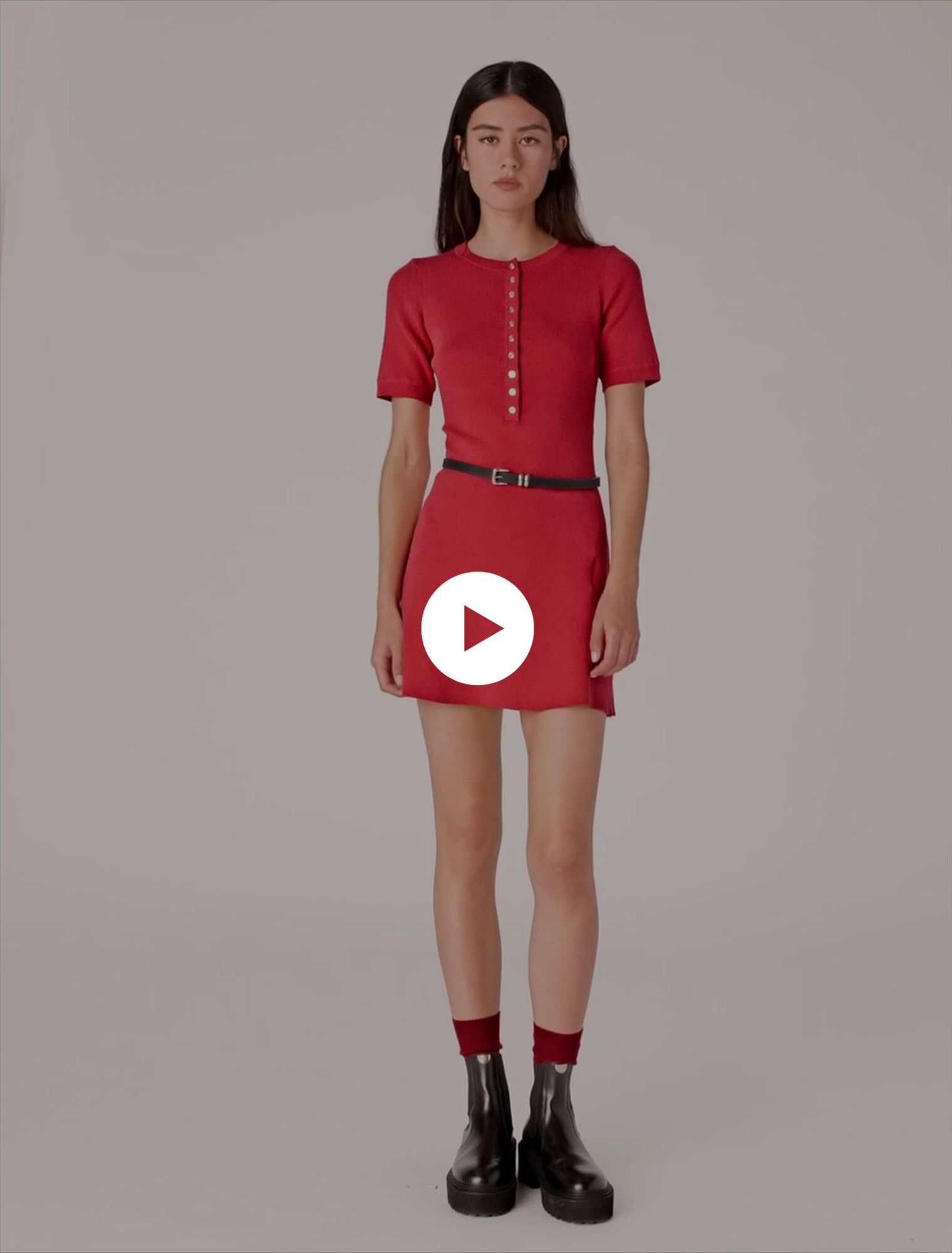 Robe courte en maille cotelée