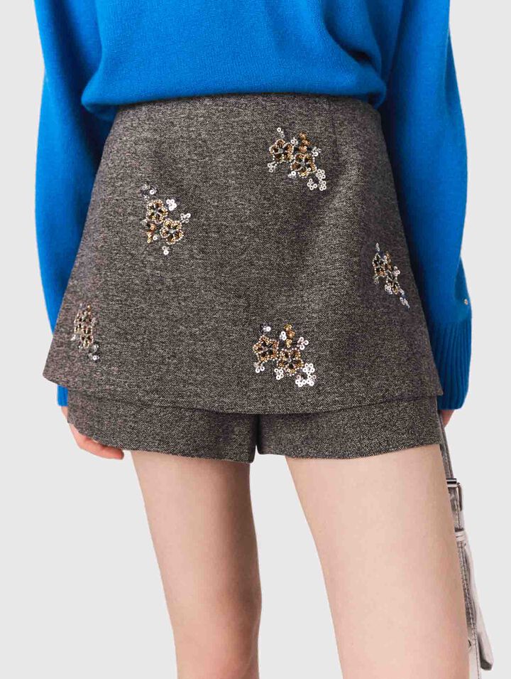 Short avec broderie florale