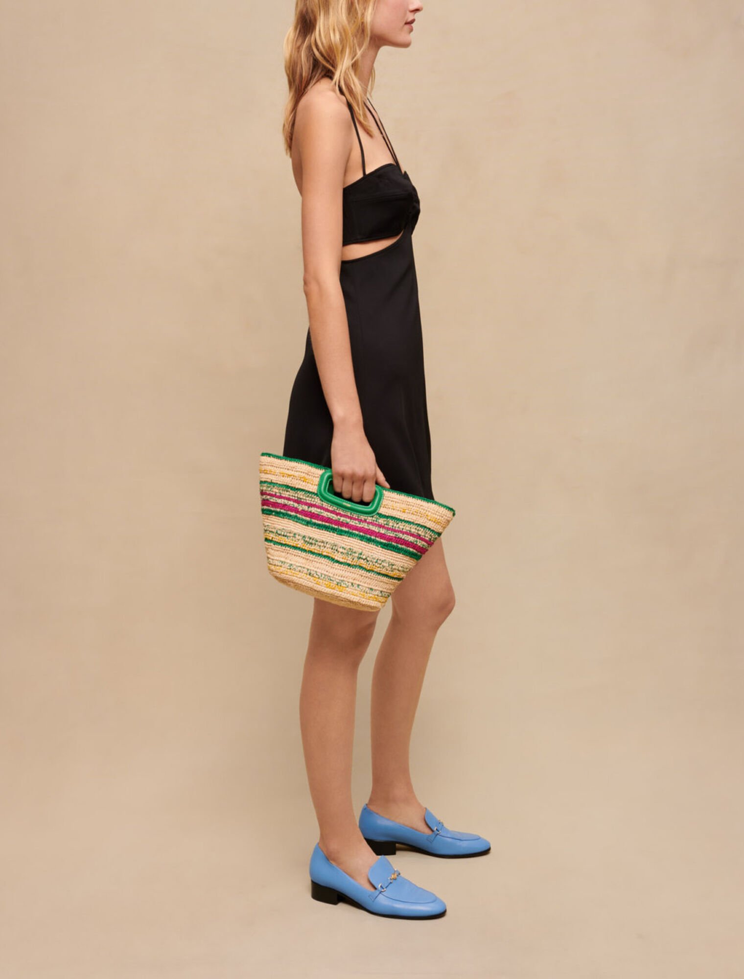 Robe courte ajourée