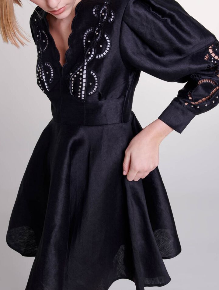 Robe courte en lin à broderies