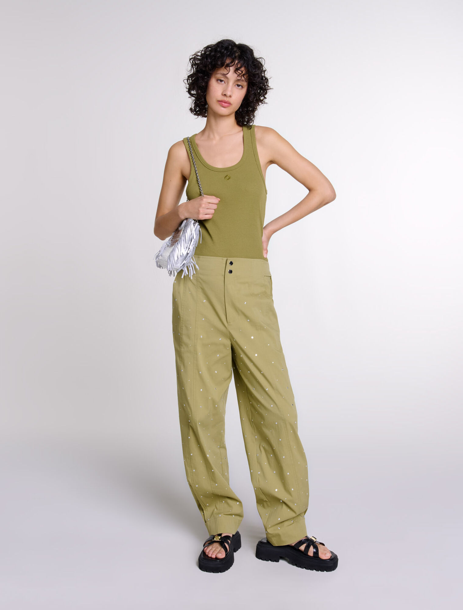 Pantalon baggy clouté