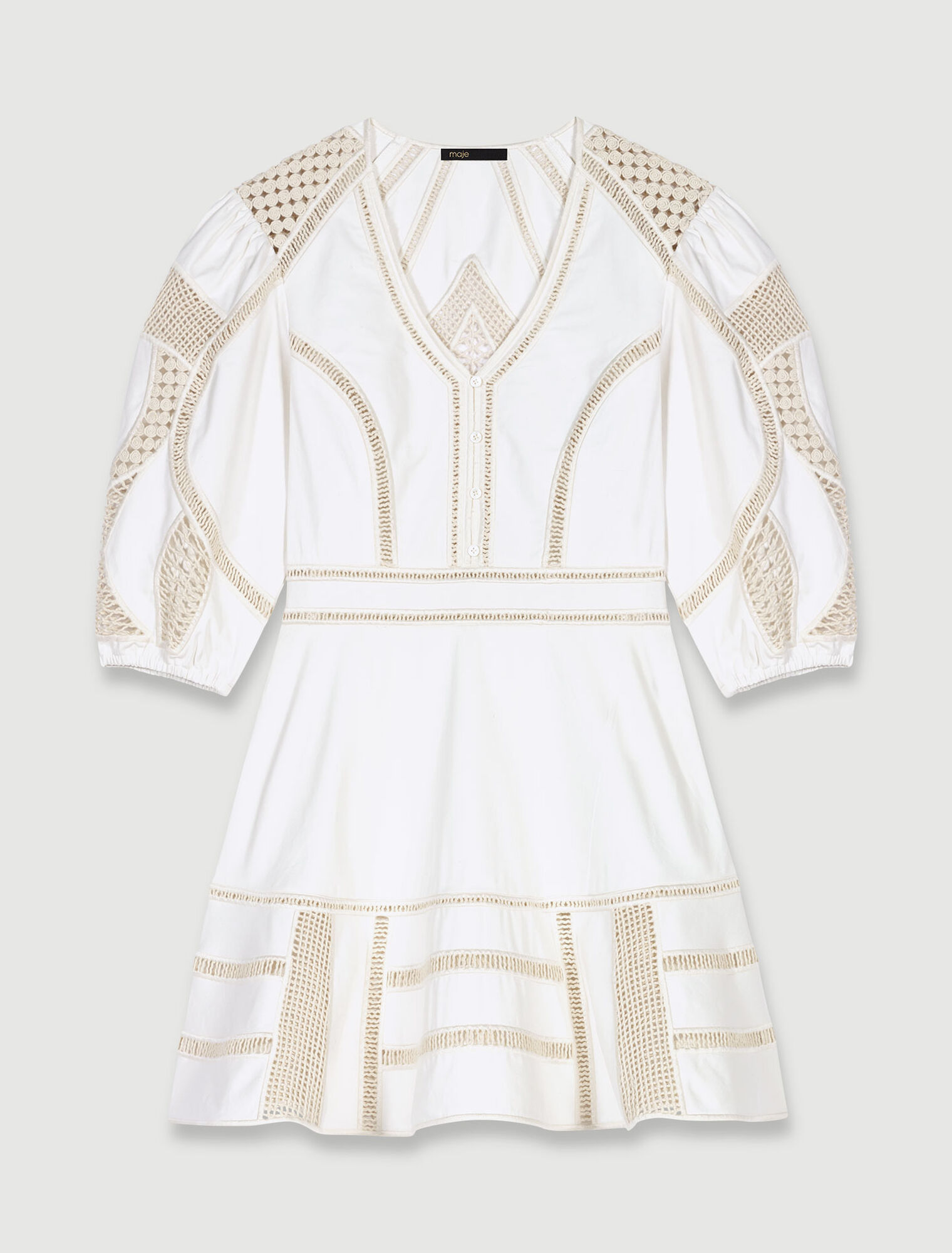 Robe courte volumineuse