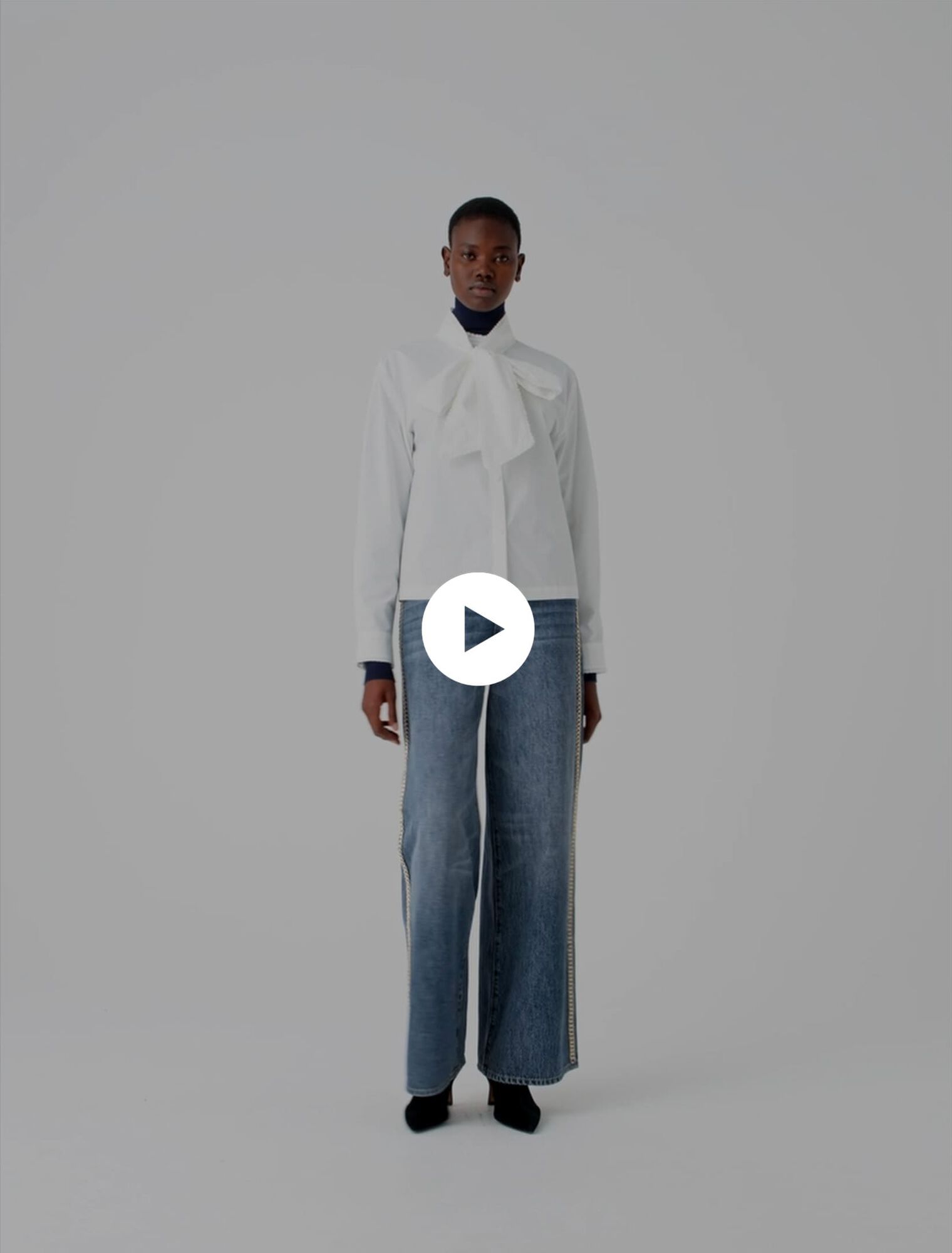 Chemise avec Lavalli&egrave;re amovible