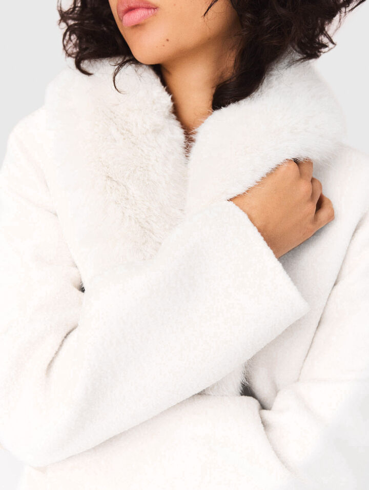 Manteau long en fausse fourrure