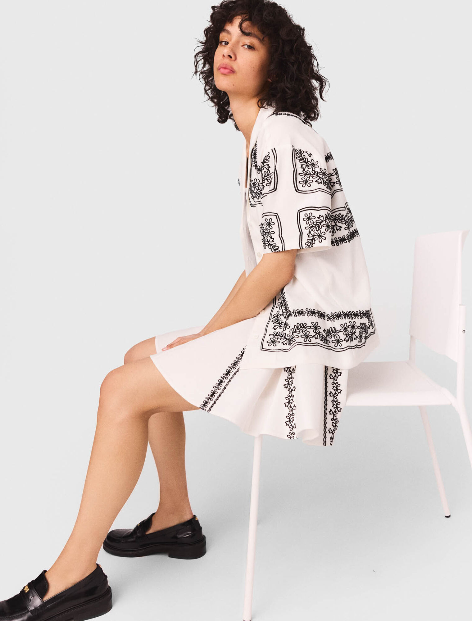 Chemise manches courtes brodée