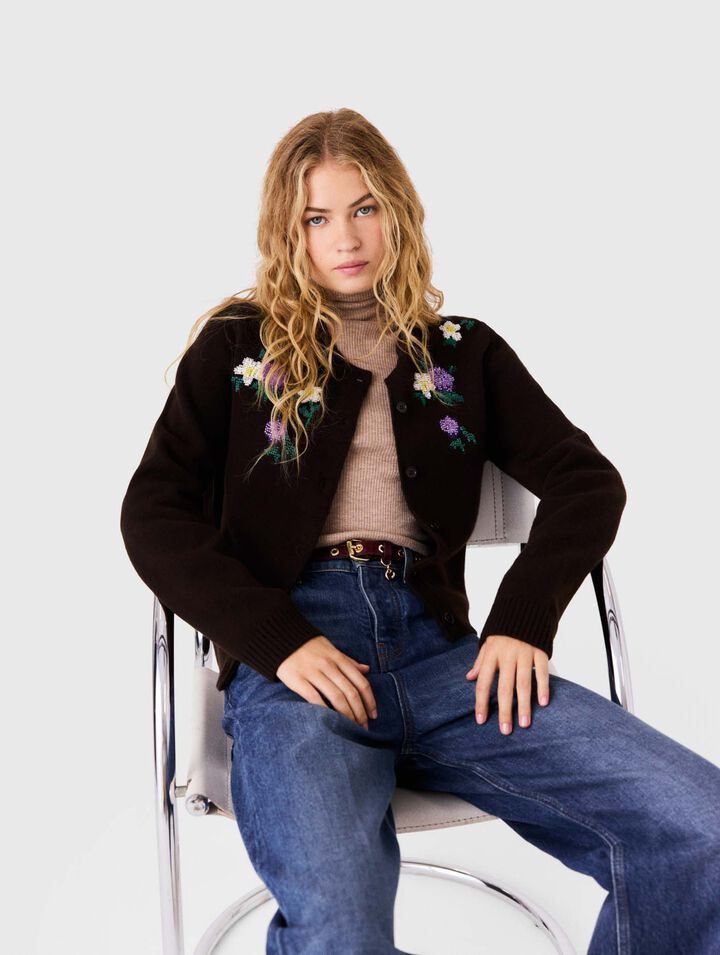Cardigan avec broderies florales