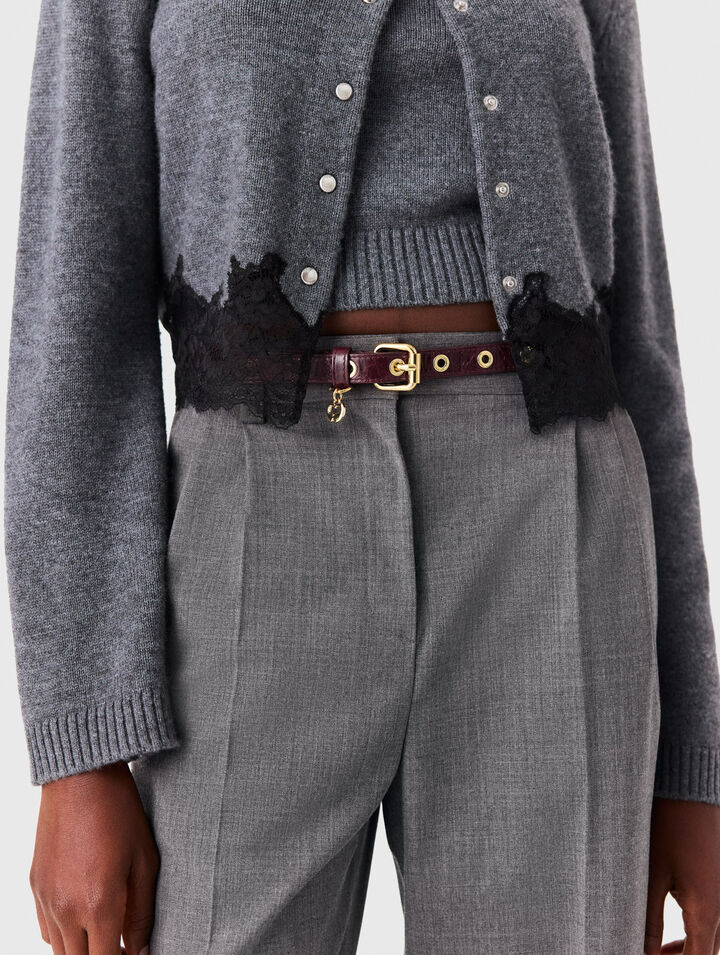 Ceinture fine en cuir &agrave; &oelig;illets