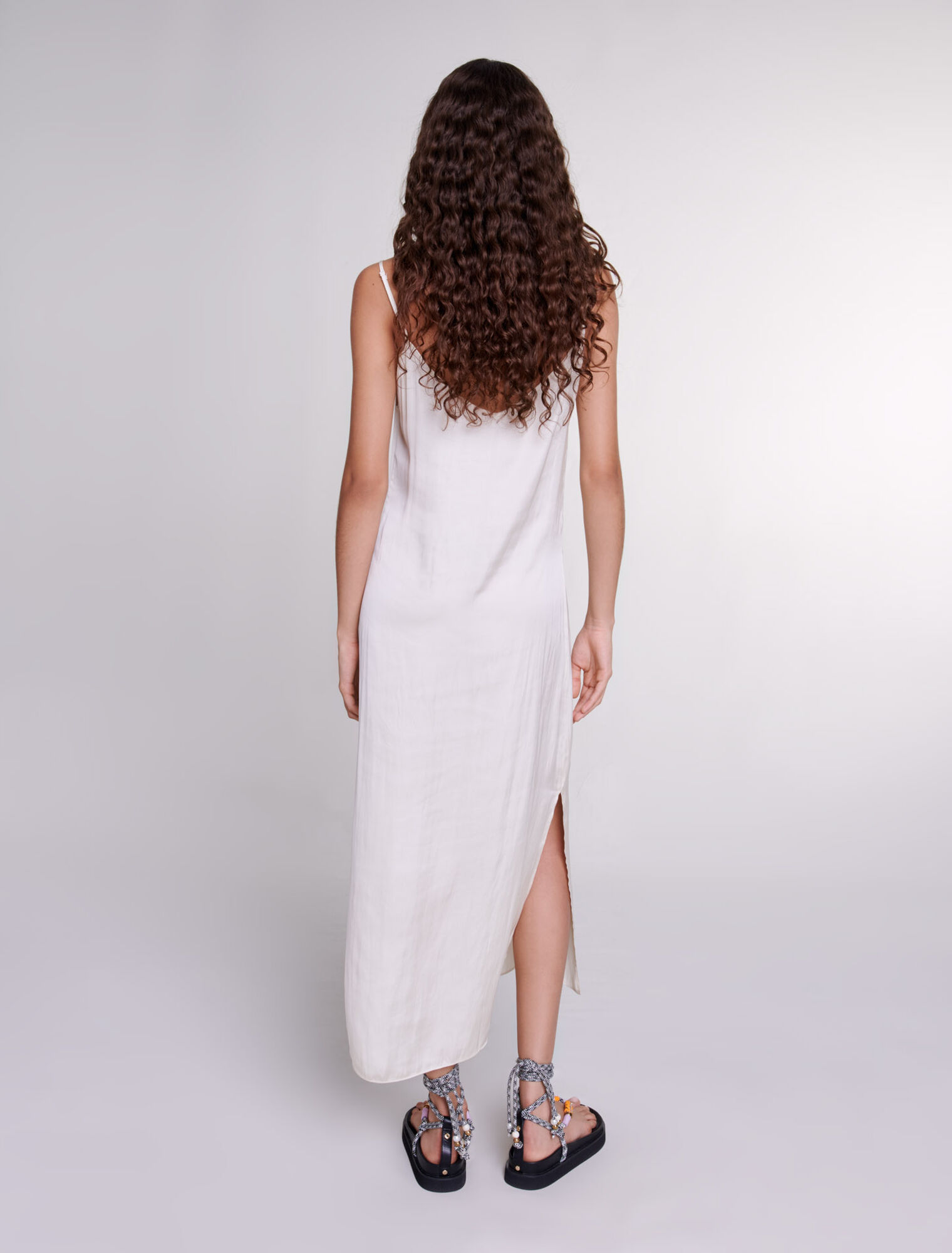 Robe longue satinée