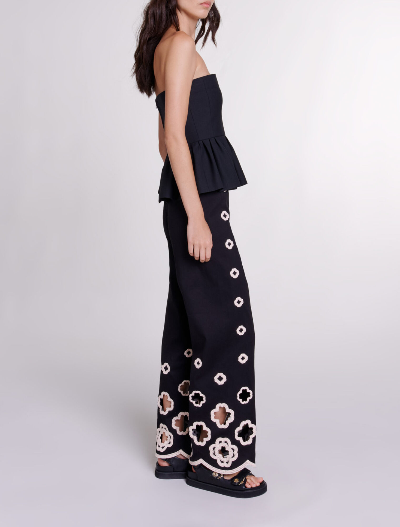 Pantalon large à crochet