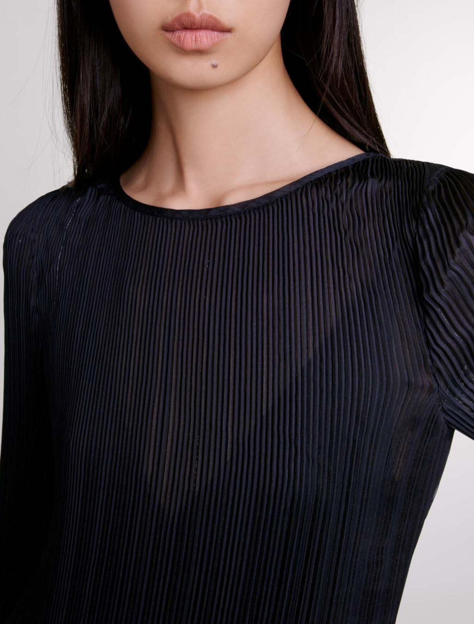 Robe courte plissée
