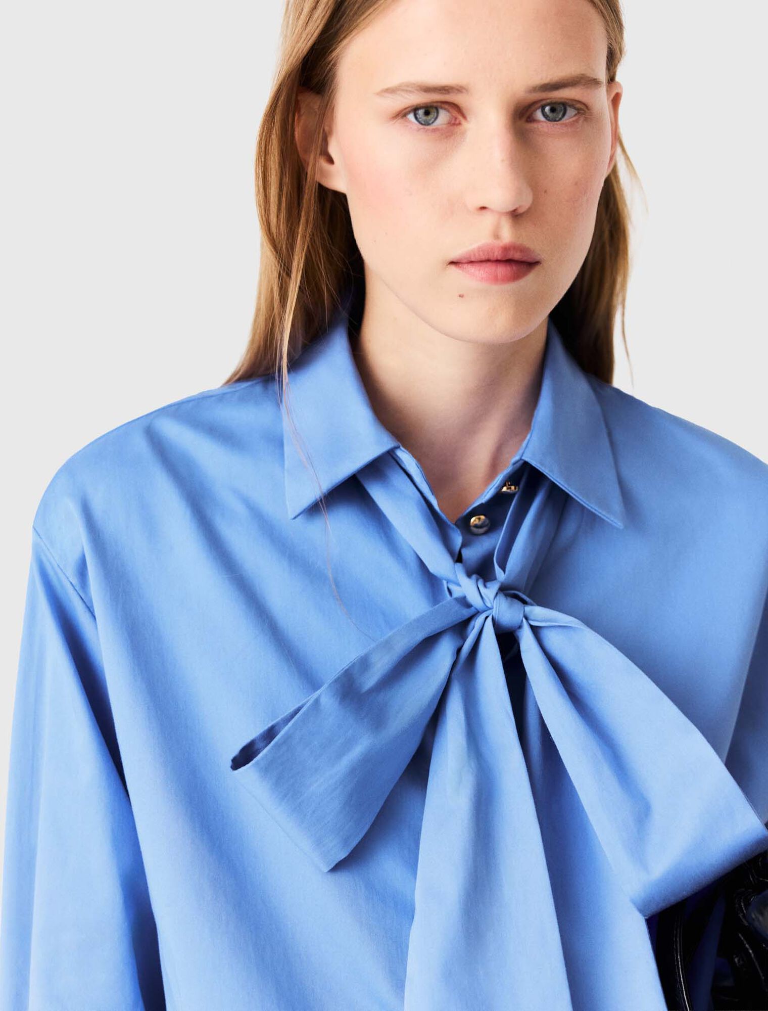 Chemise en coton avec lavalli&egrave;re