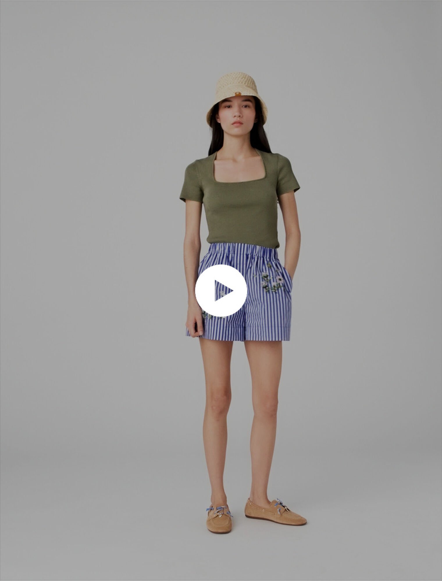 Short ray&eacute; en coton brod&eacute;