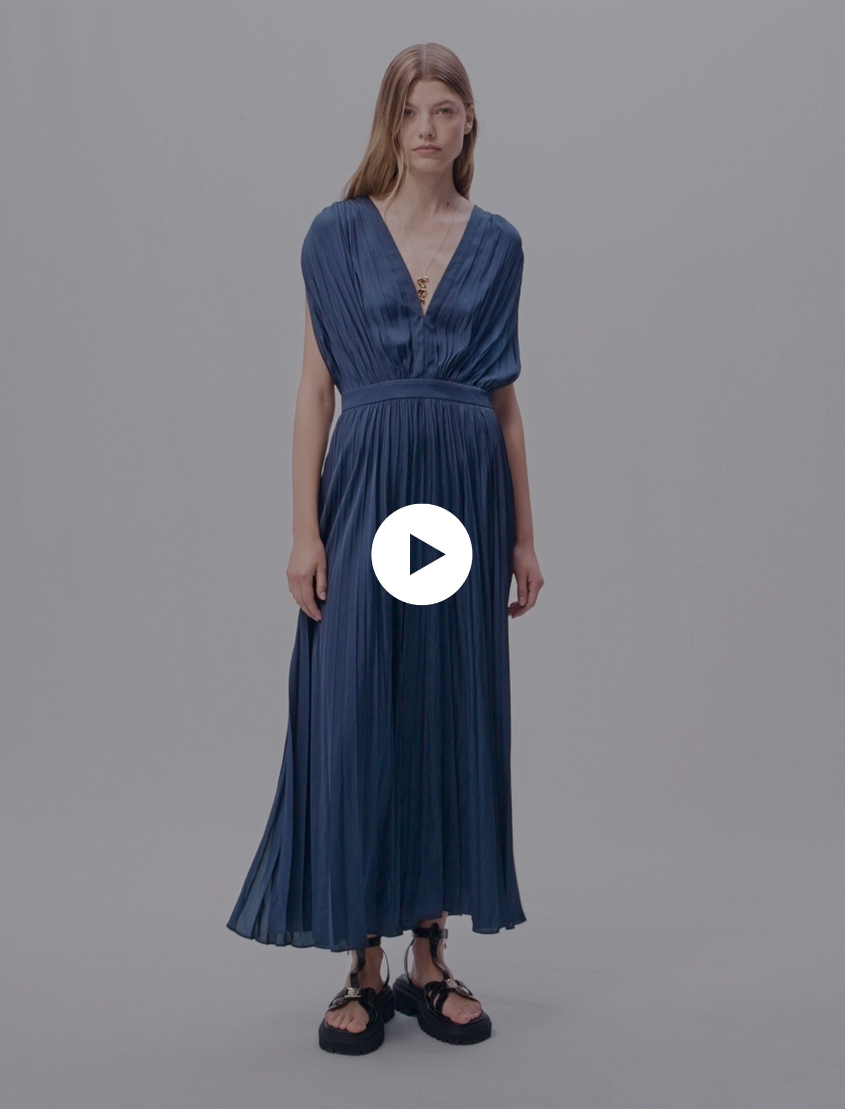 Robe longue plissee Robes longues Maje