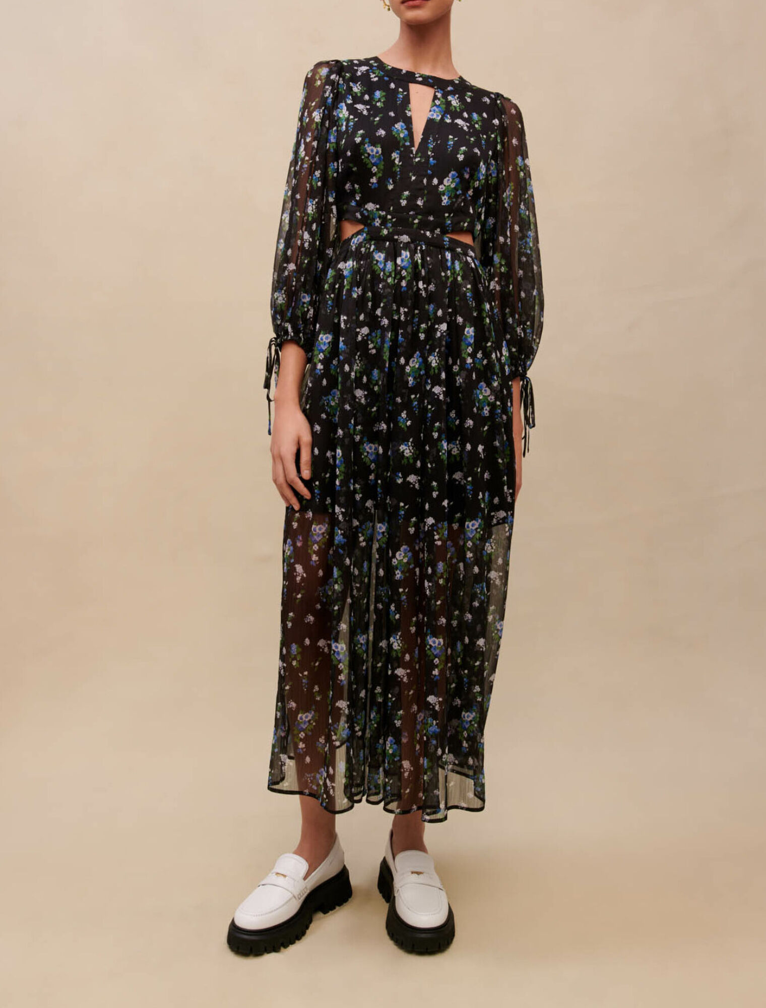 Robe longue ajourée