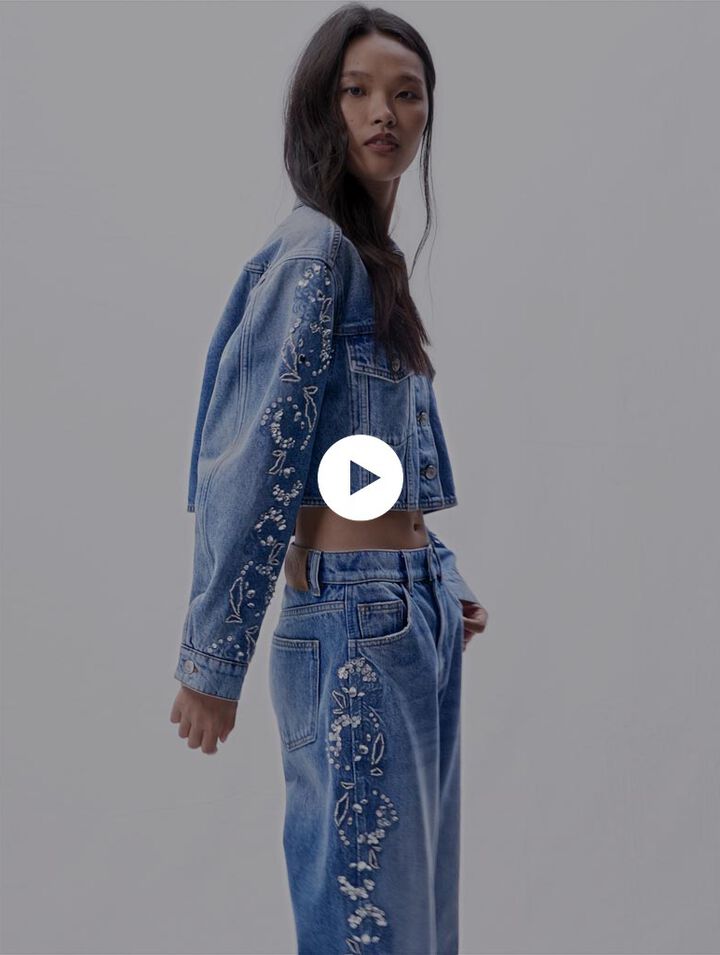 Blouson en denim brodé 