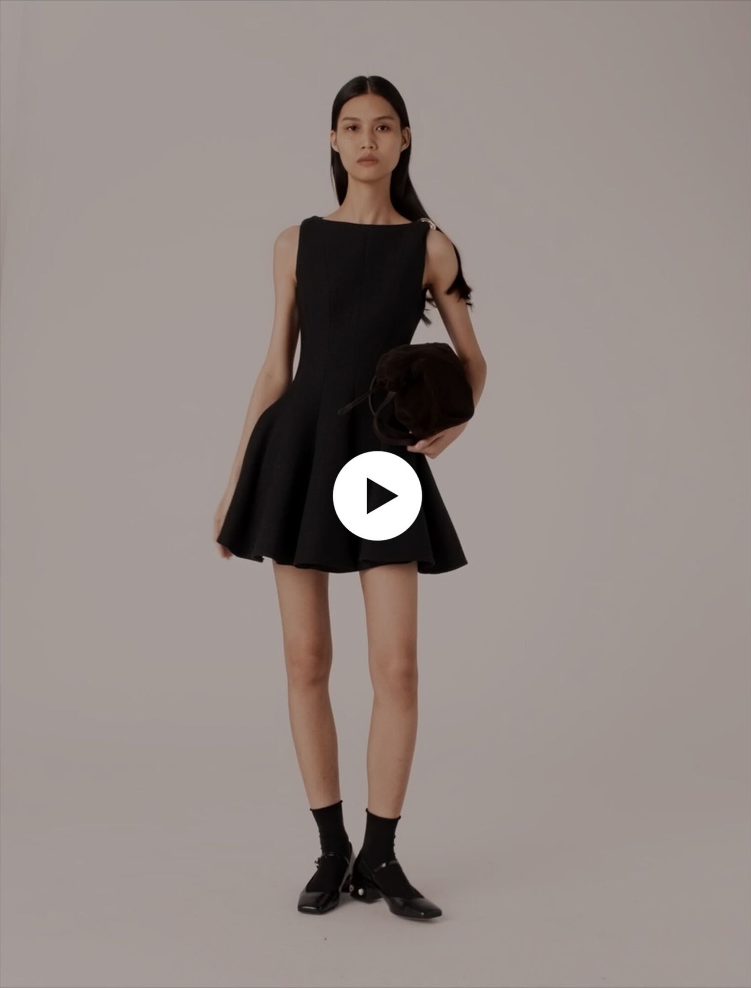 Robe courte évasée en tweed