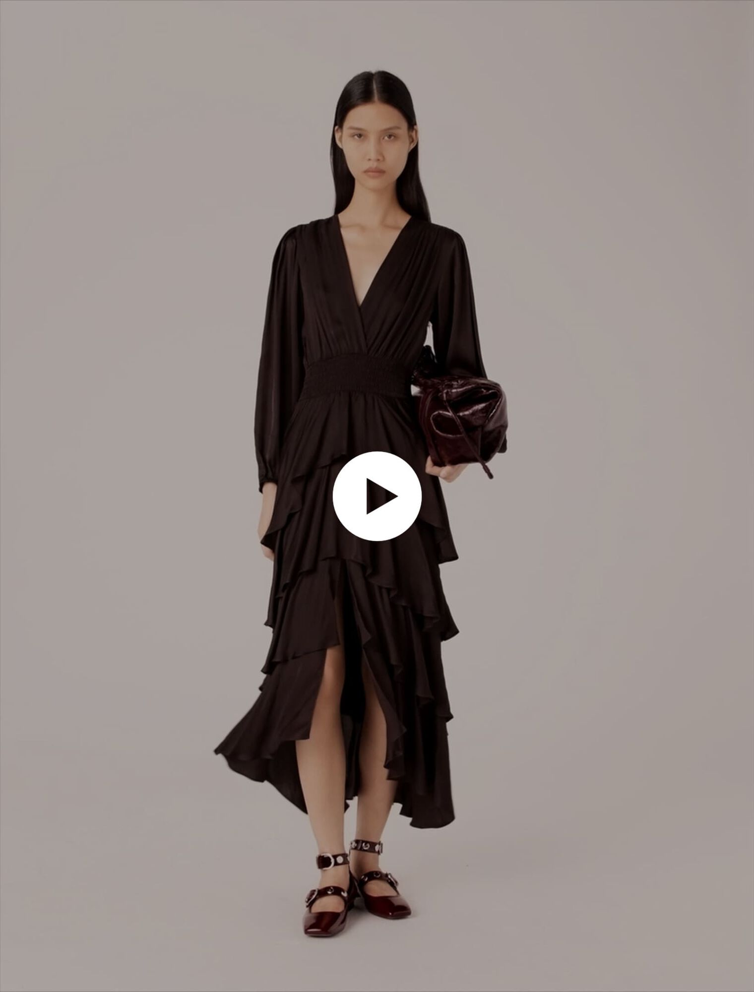 Robe longue fluide à volants