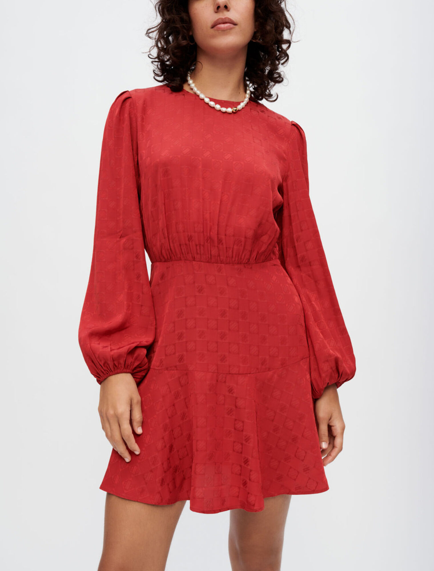 Robe en viscose à jacquard Clover Maje